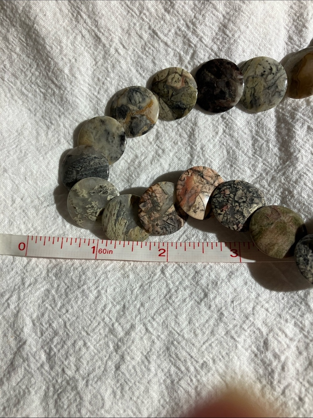 Vintage coin shaped beads- stone - Picture 2 of 3
